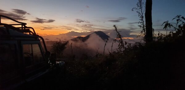 Jeep Tour Amanecer en Volcán Batur - Imagen 2