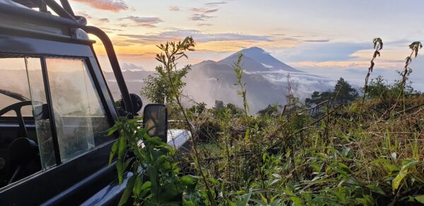 Jeep Tour Amanecer en Volcán Batur - Imagen 3